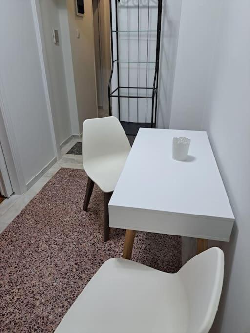 Center,pedion Areos,kipseli,quiet,cozy